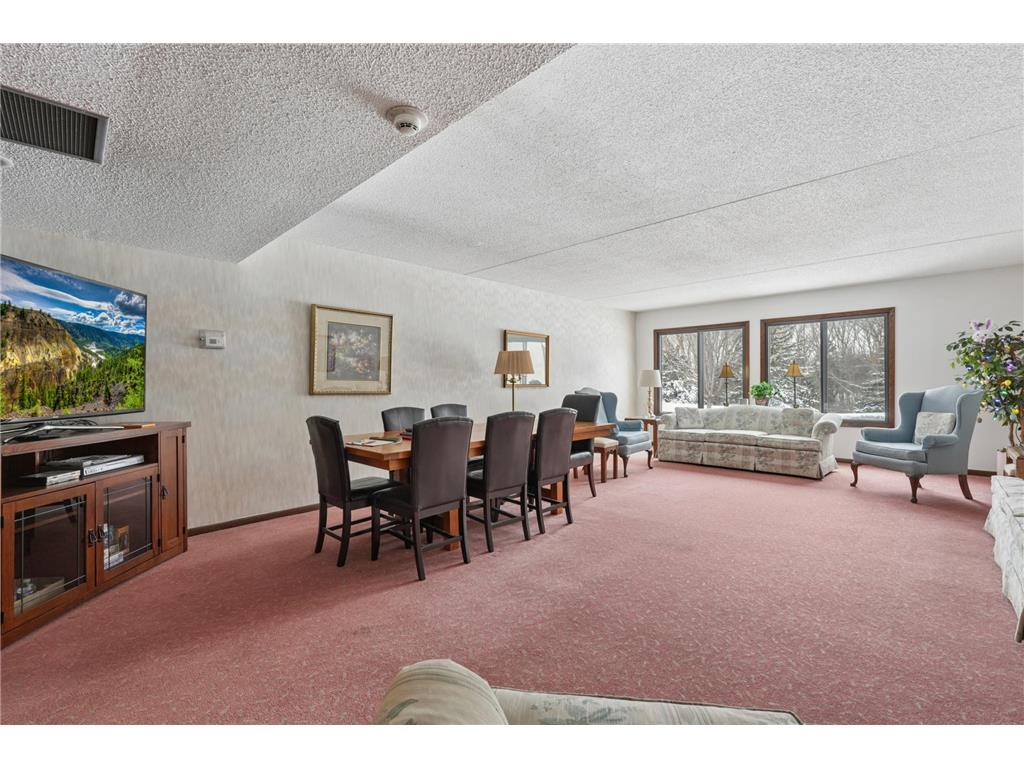 2465 Londin Lane E #401 Maplewood MN 55119 7038384 image24