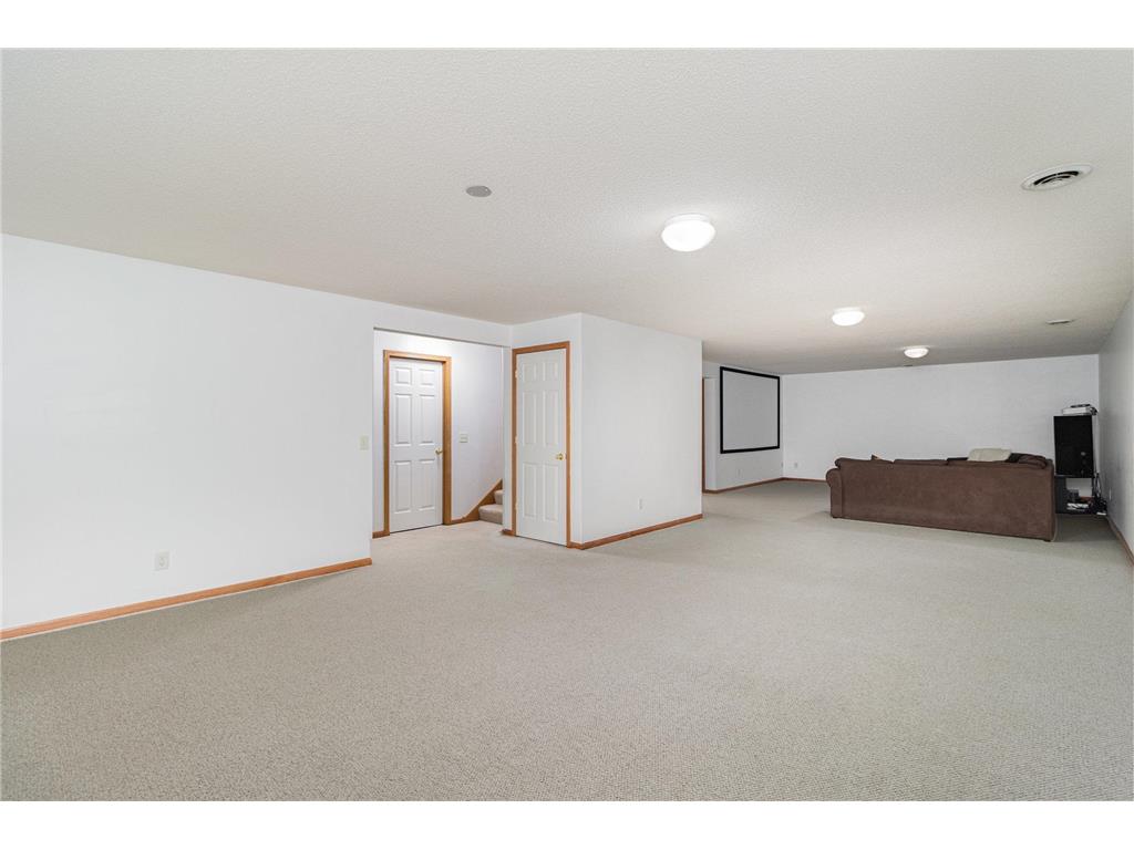 2466 Beech Street W Rosemount MN 55068 7020474 image17