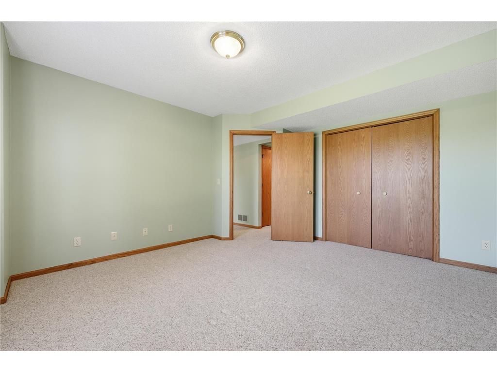 2468 7th Street SW Buffalo MN 55313 7008791 image36