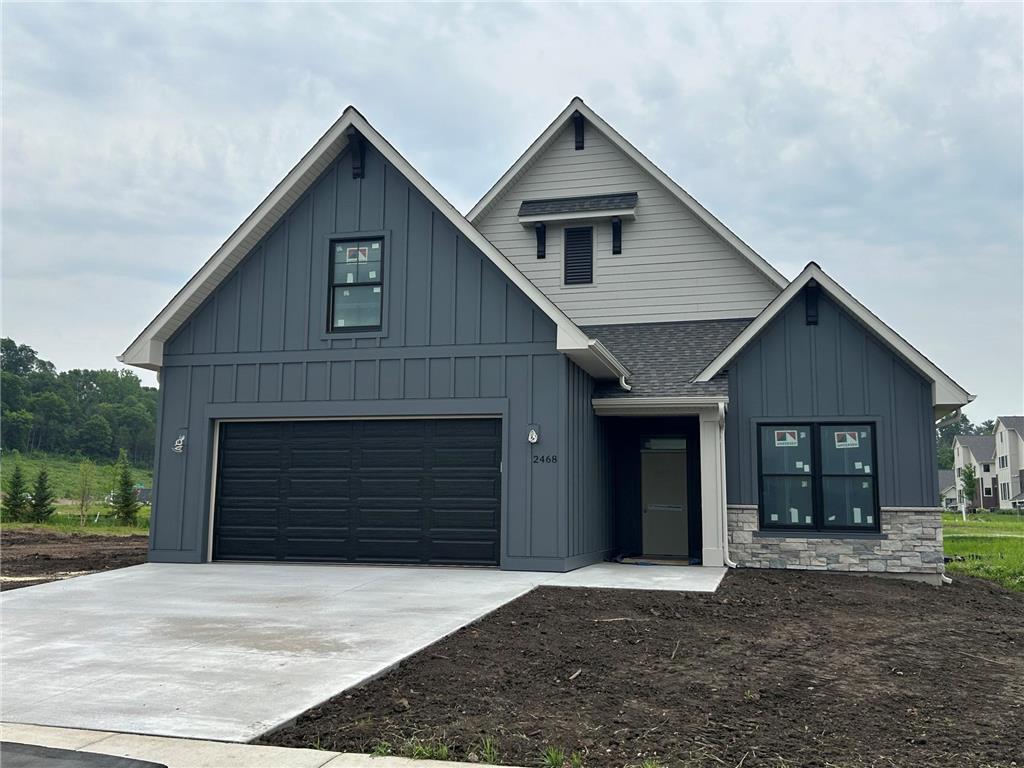 2469 Sharon Lane Hudson WI 54016 6736315 image1