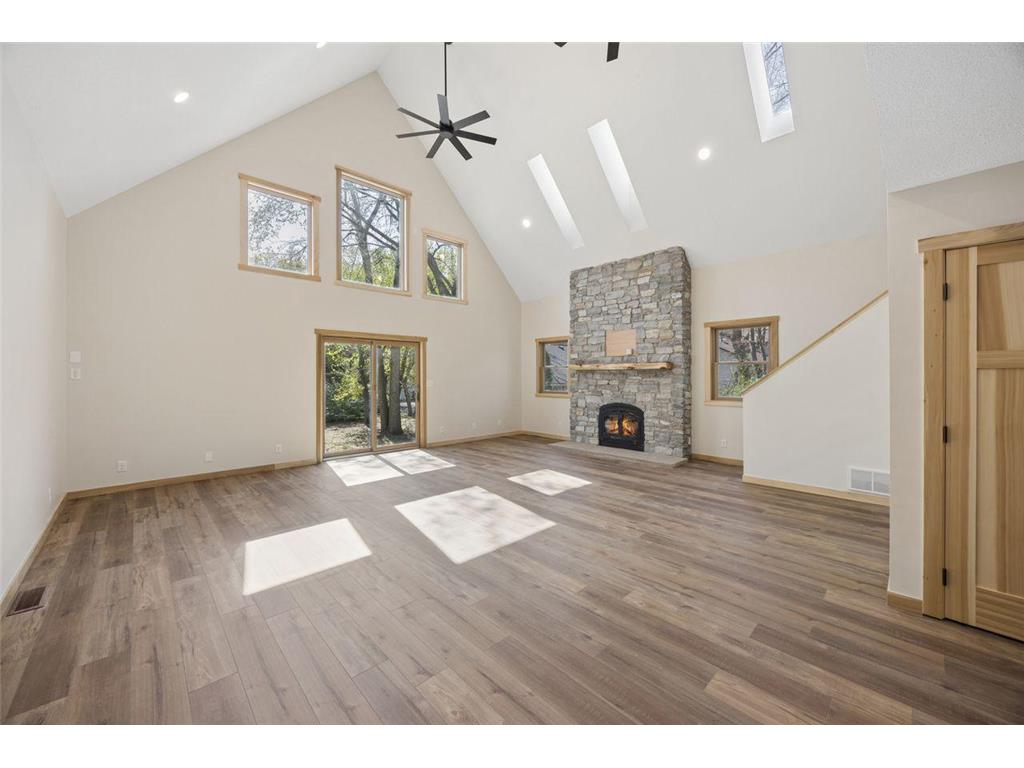 247 Glenmar Avenue Mahtomedi MN 55115 6826497 image2
