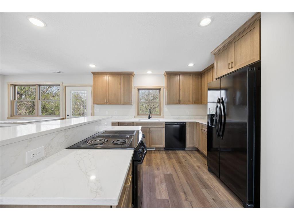 247 Glenmar Avenue Mahtomedi MN 55115 6826497 image8