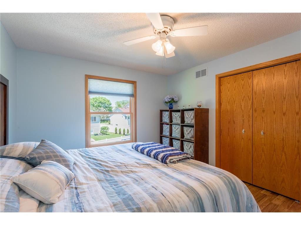 247 Pendryn Hill Circle Woodbury MN 55125 7089473 image51