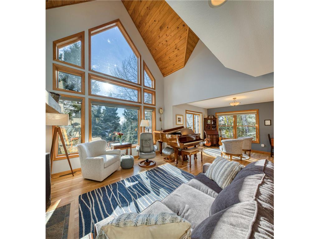 2472 Cliff View Circle Two Harbors MN 55616 - Superior 7018852 image13