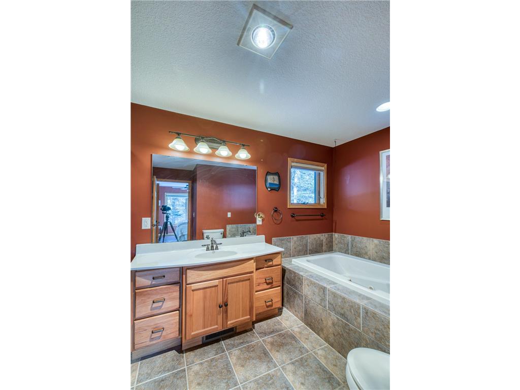 2472 Cliff View Circle Two Harbors MN 55616 - Superior 7018852 image20