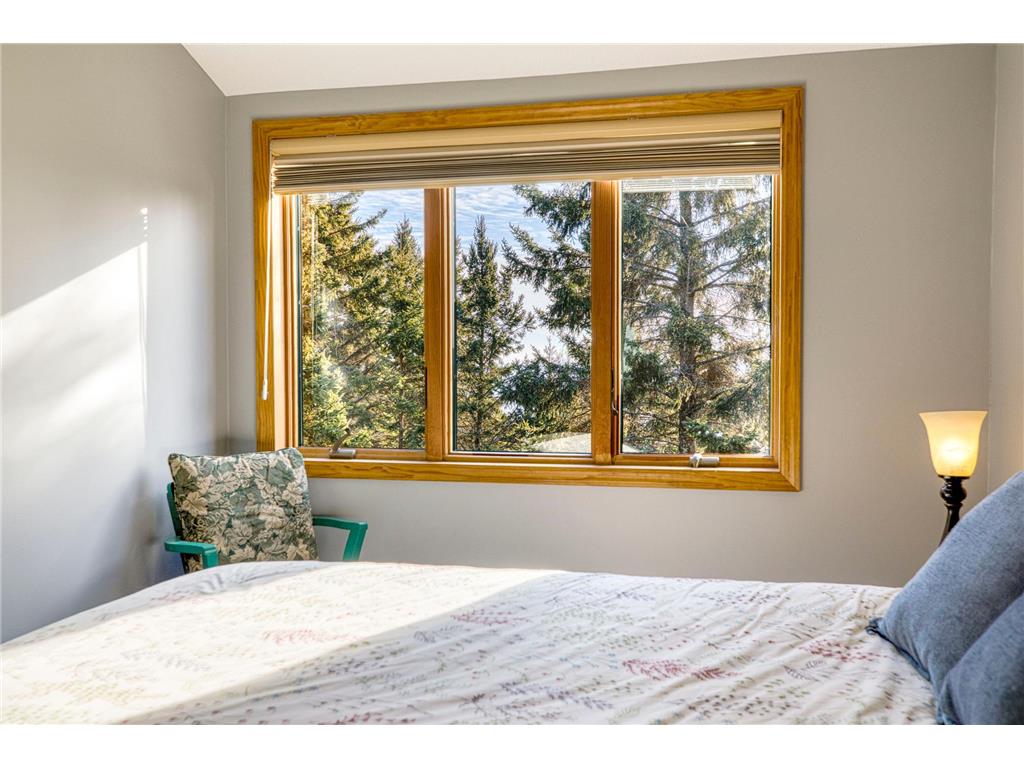 2472 Cliff View Circle Two Harbors MN 55616 - Superior 7018852 image23