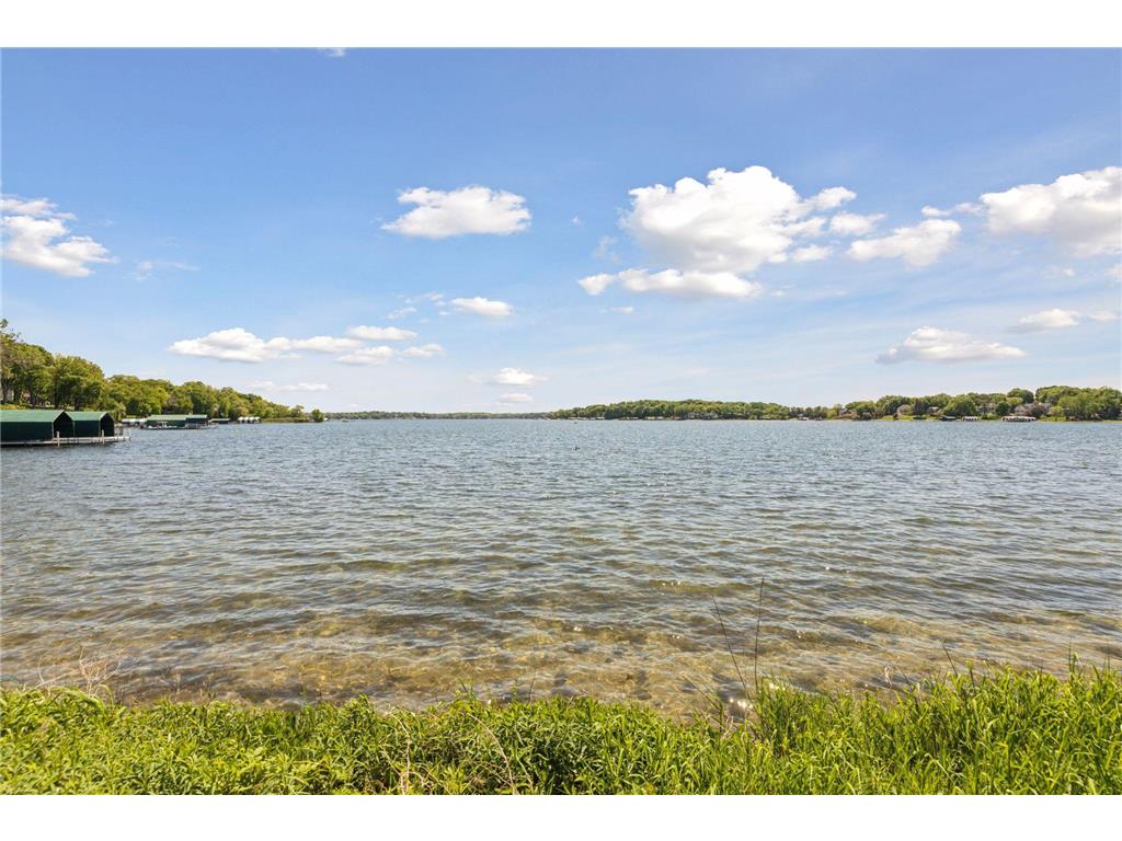 2474 Carman Street, Wayzata, MN, 55391 MLS 6472925 Edina Realty