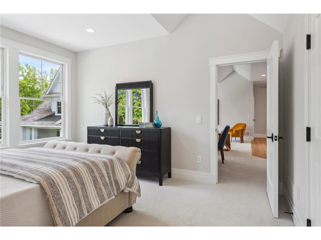 2475 Dunwoody Avenue Orono MN 55391 - Lake Minnetonka 6823010 image117