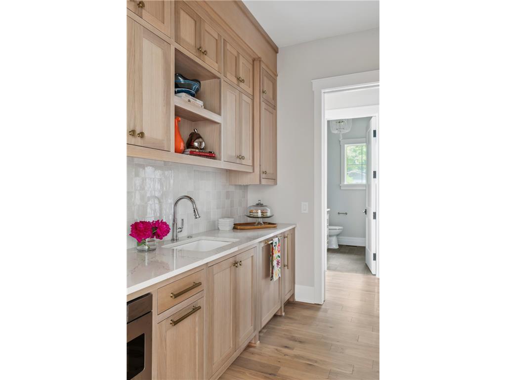 2475 Dunwoody Avenue Orono MN 55391 - Lake Minnetonka 6823010 image35