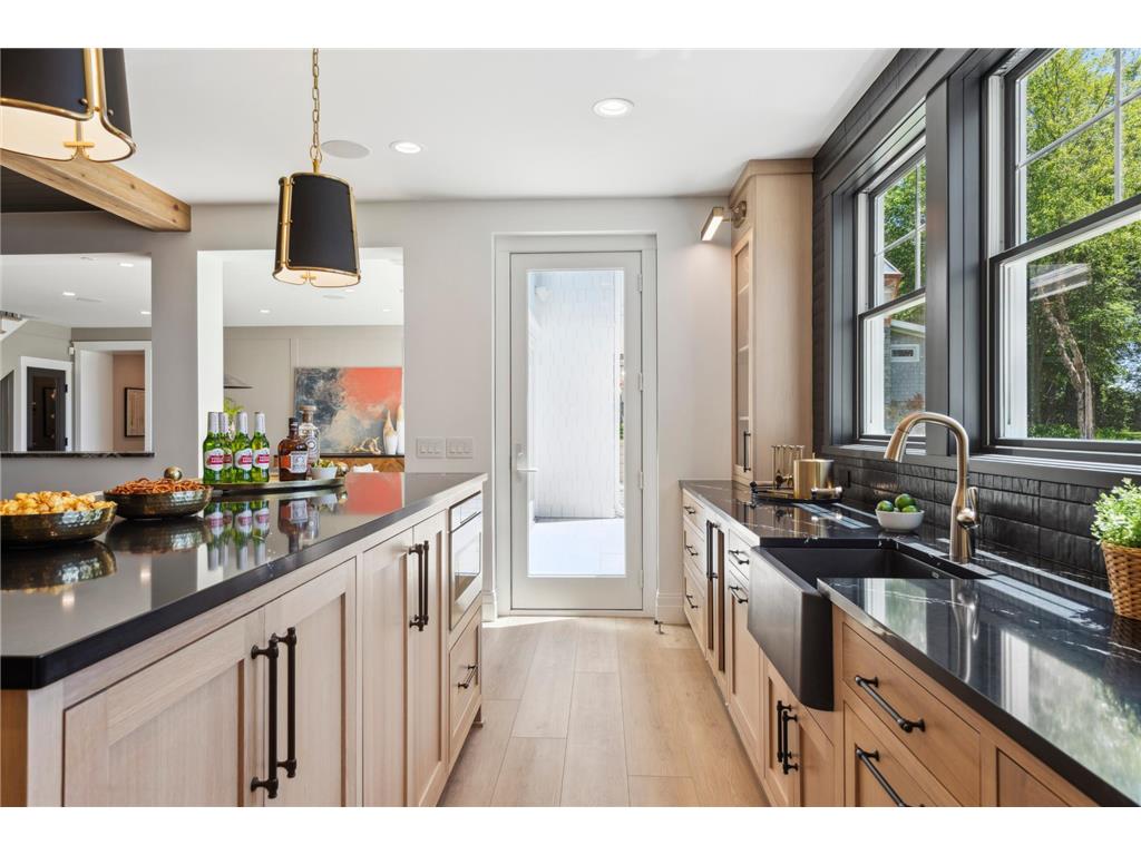 2475 Dunwoody Avenue Orono MN 55391 - Lake Minnetonka 6823010 image77