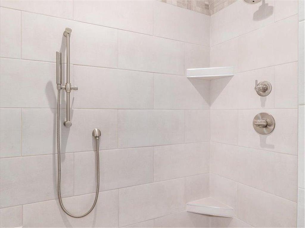 2475 Sydney Lane Hudson WI 54016 6737364 image8