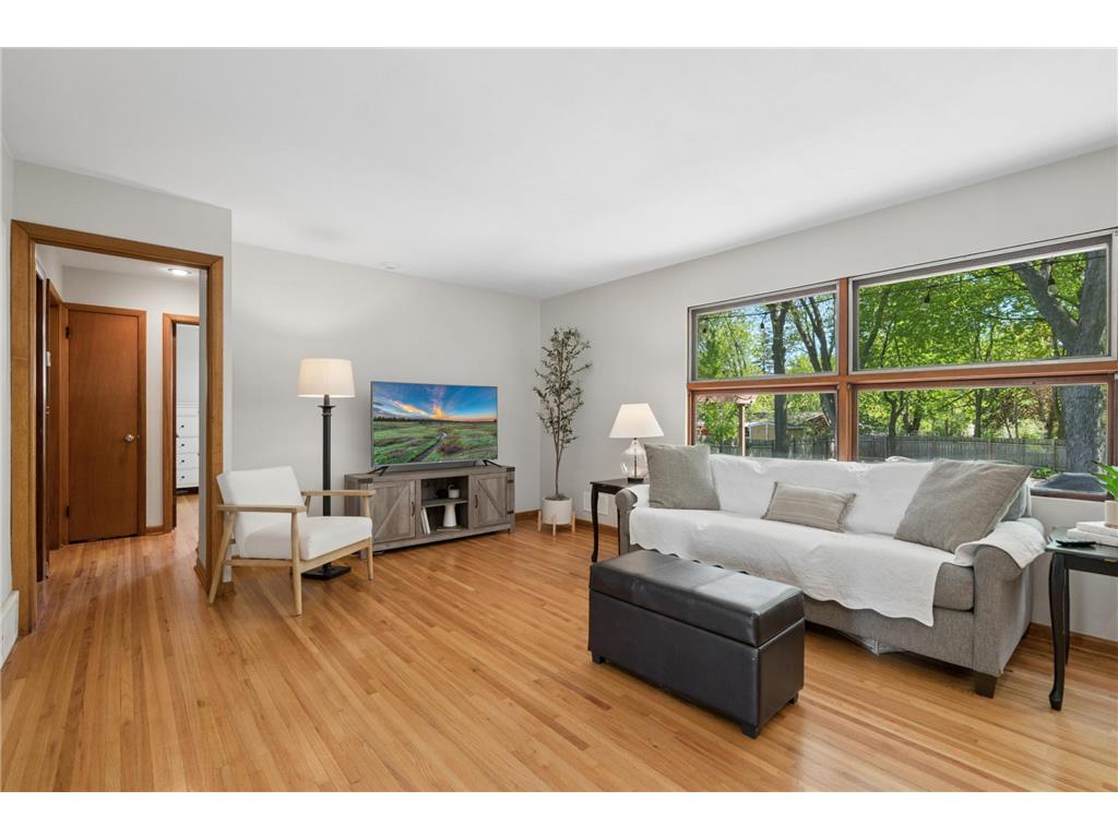 2476 Gisella Boulevard White Bear Lake MN 55110 7074025 image11