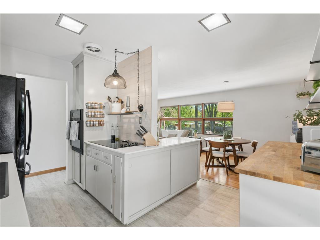 2476 Gisella Boulevard White Bear Lake MN 55110 7074025 image17