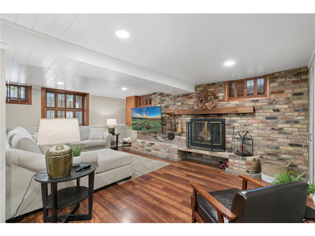 2476 Gisella Boulevard White Bear Lake MN 55110 7074025 image25