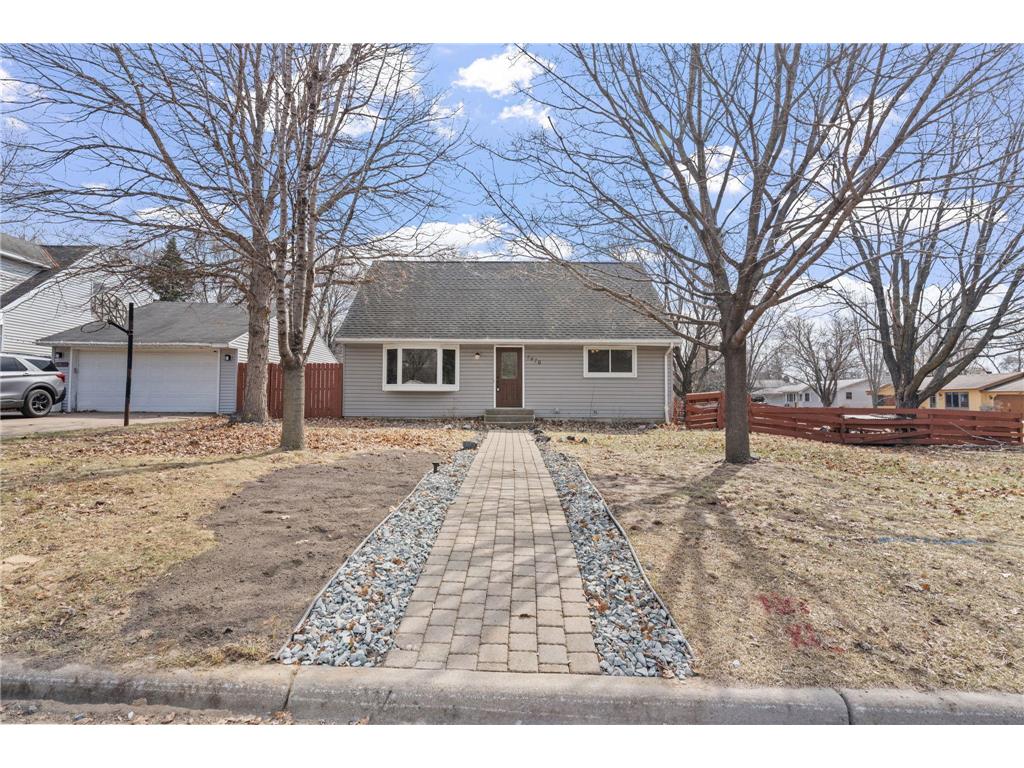 2476 Ridge Lane Mounds View MN 55112 7026731 image1
