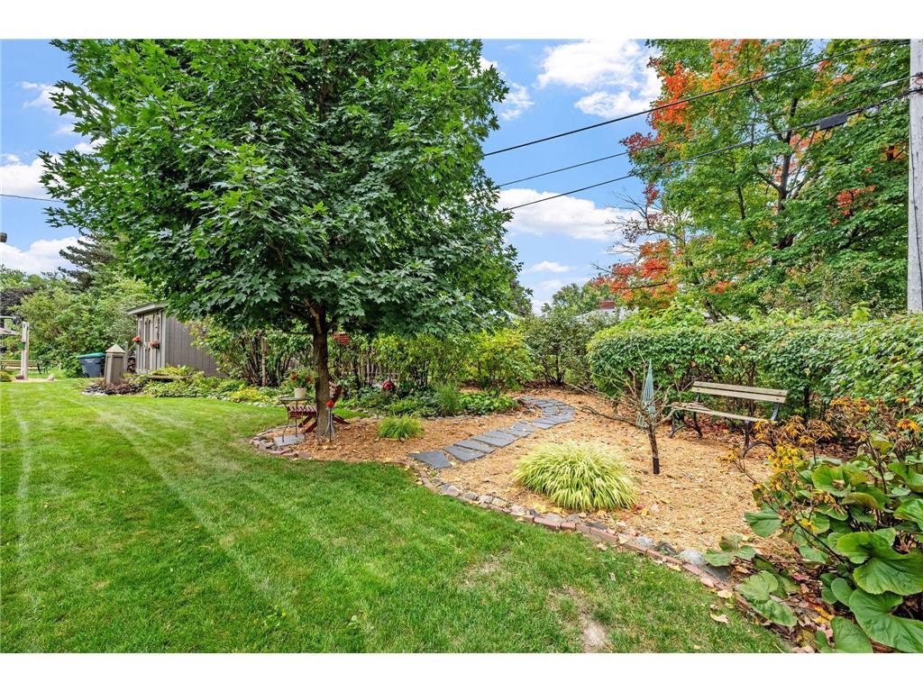 2476 Tierney Avenue E North Saint Paul MN 55109 7027804 image49