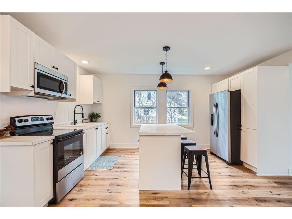 2479 14th Avenue E North Saint Paul MN 55109 6710063 image1