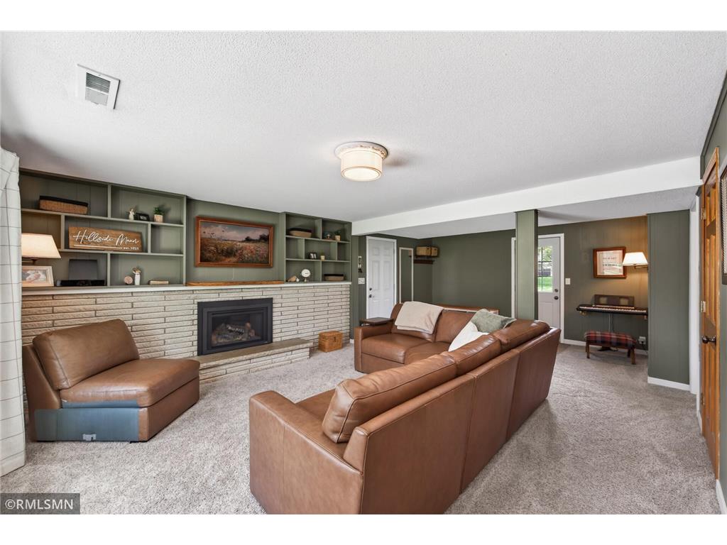 2479 Hillside Road White Bear Lake MN 55110 7068217 image28