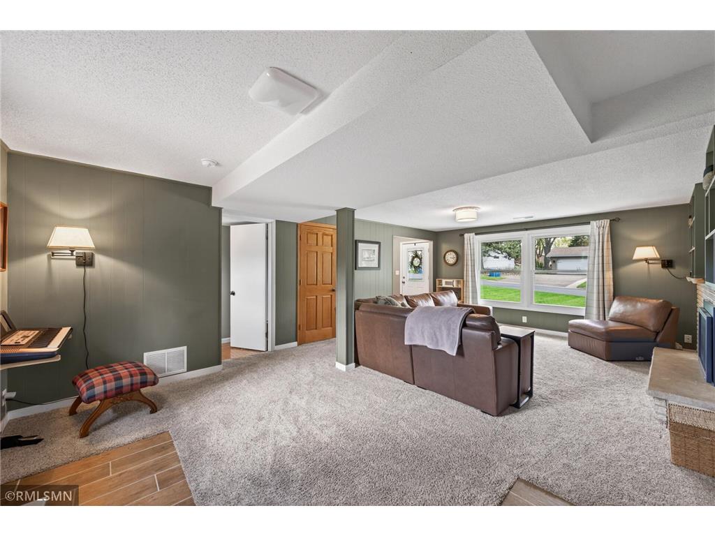 2479 Hillside Road White Bear Lake MN 55110 7068217 image31