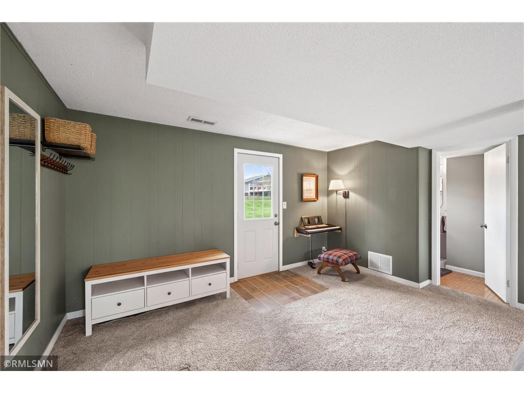 2479 Hillside Road White Bear Lake MN 55110 7068217 image33