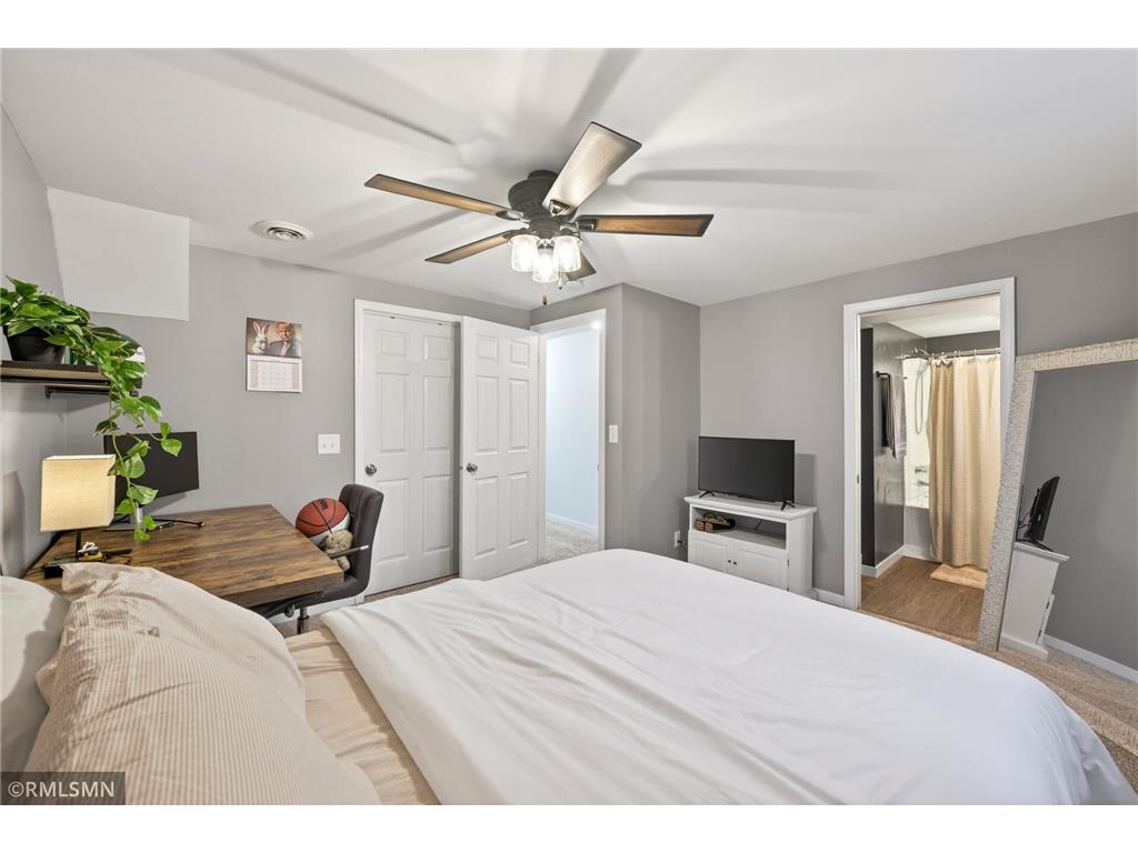 2479 Hillside Road White Bear Lake MN 55110 7068217 image37