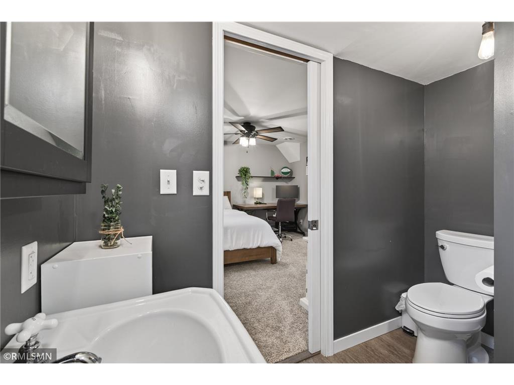 2479 Hillside Road White Bear Lake MN 55110 7068217 image39