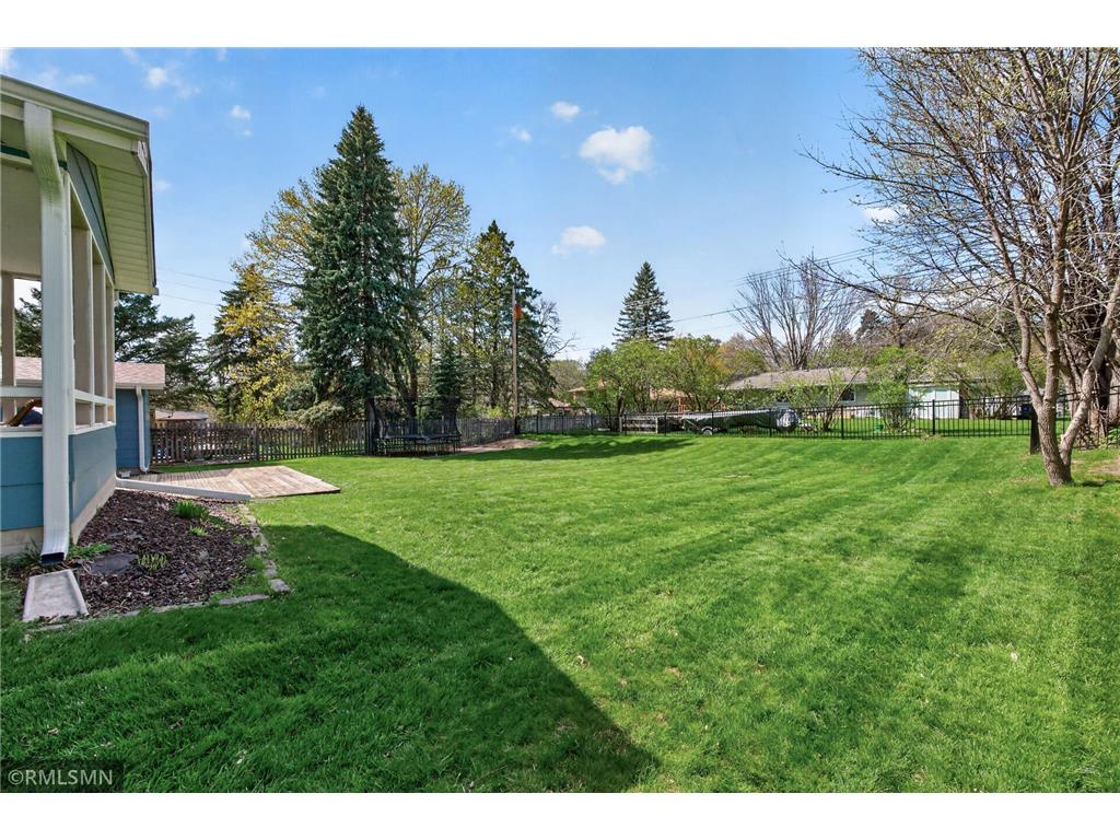 2479 Hillside Road White Bear Lake MN 55110 7068217 image41