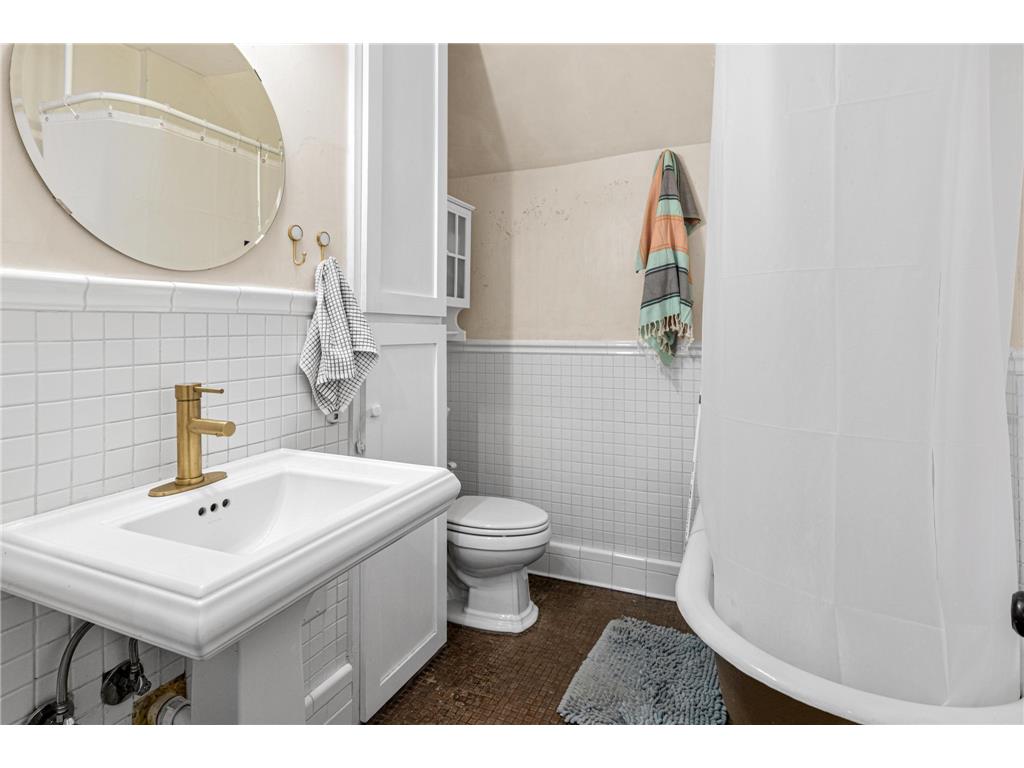 248 Morgan Avenue N Minneapolis MN 55405 7018996 image15