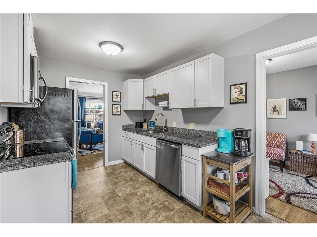 248 Ruth Street N Saint Paul MN 55119 7069324 image10