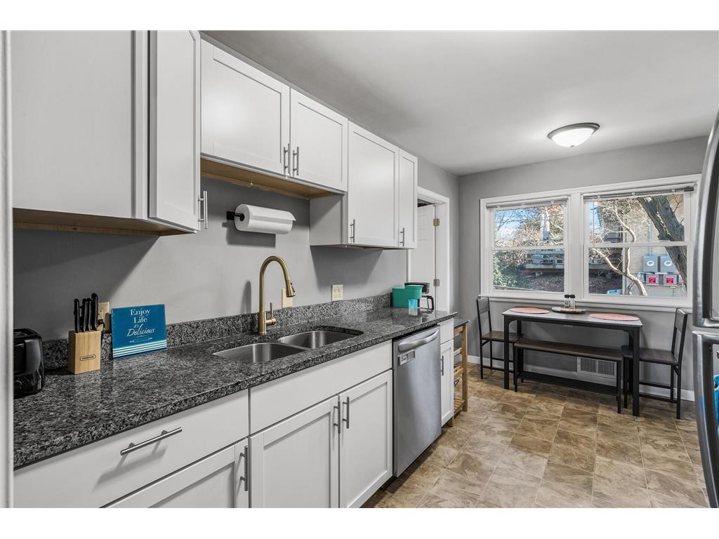248 Ruth Street N Saint Paul MN 55119 7069324 image13