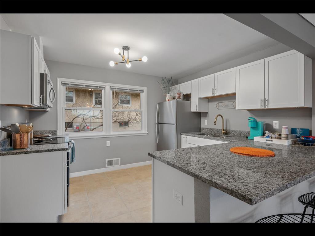 248 Ruth Street N Saint Paul MN 55119 7069324 image32
