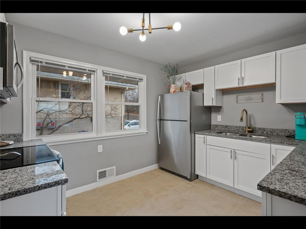 248 Ruth Street N Saint Paul MN 55119 7069324 image33