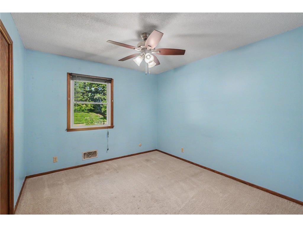 2480 14th Avenue E North Saint Paul MN 55109 7107827 image10
