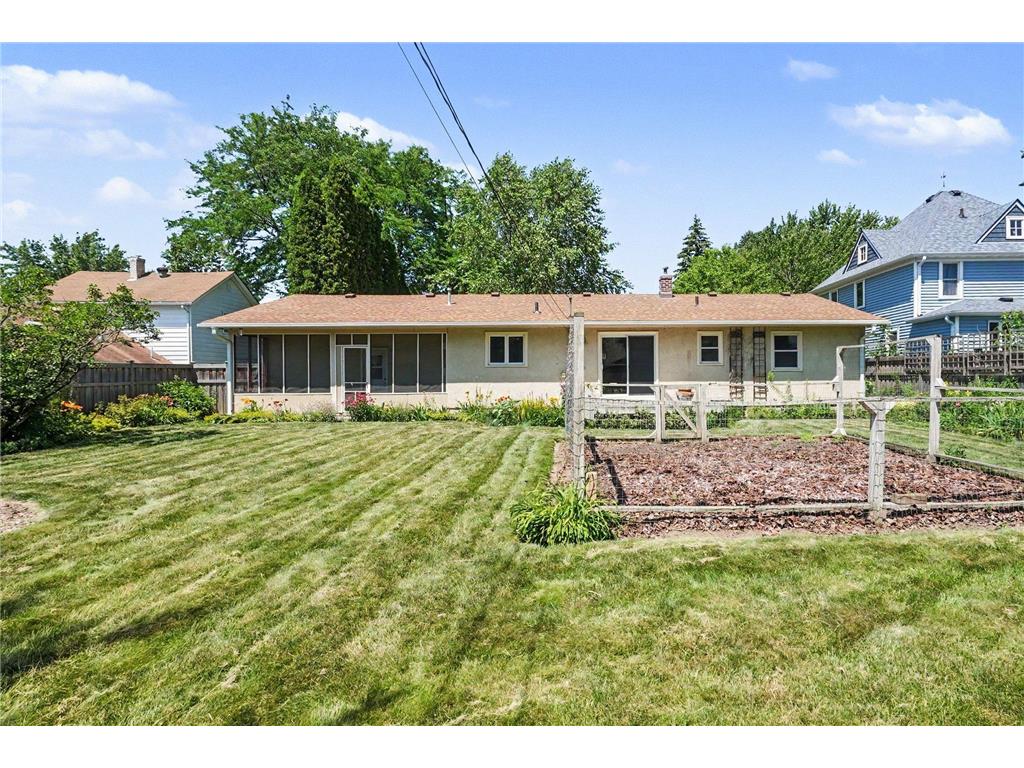 2480 14th Avenue E North Saint Paul MN 55109 7107827 image24
