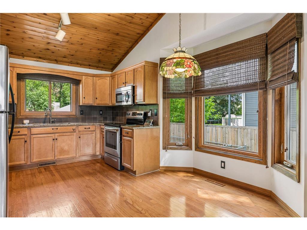 2480 Ariel Street N North Saint Paul MN 55109 7102613 image11
