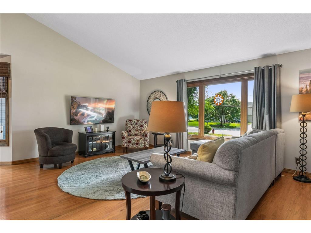 2480 Ariel Street N North Saint Paul MN 55109 7102613 image8