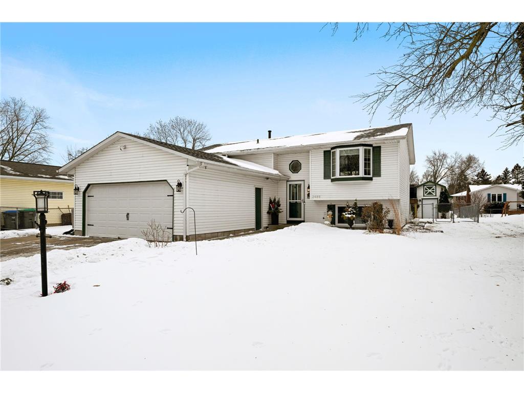 2480 Ryan Avenue E North Saint Paul MN 55109 7016195 image1