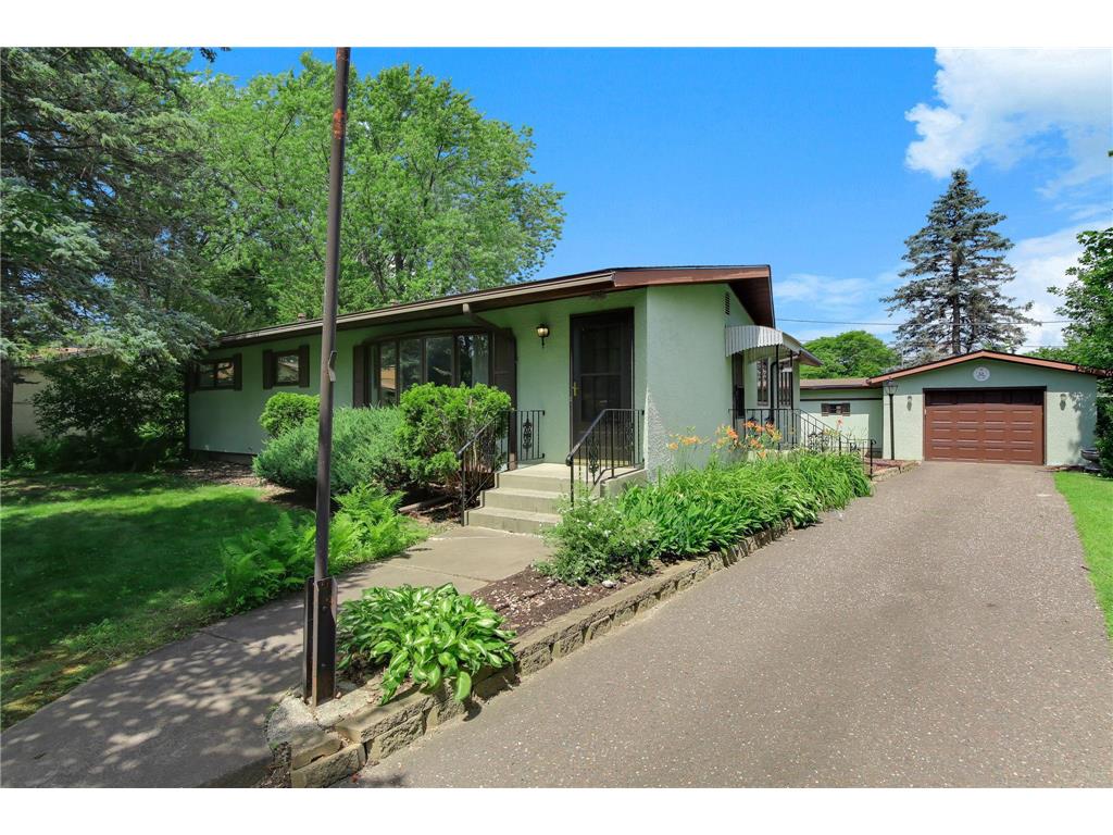 2481 Helen Court North Saint Paul MN 55109 6759863 image1