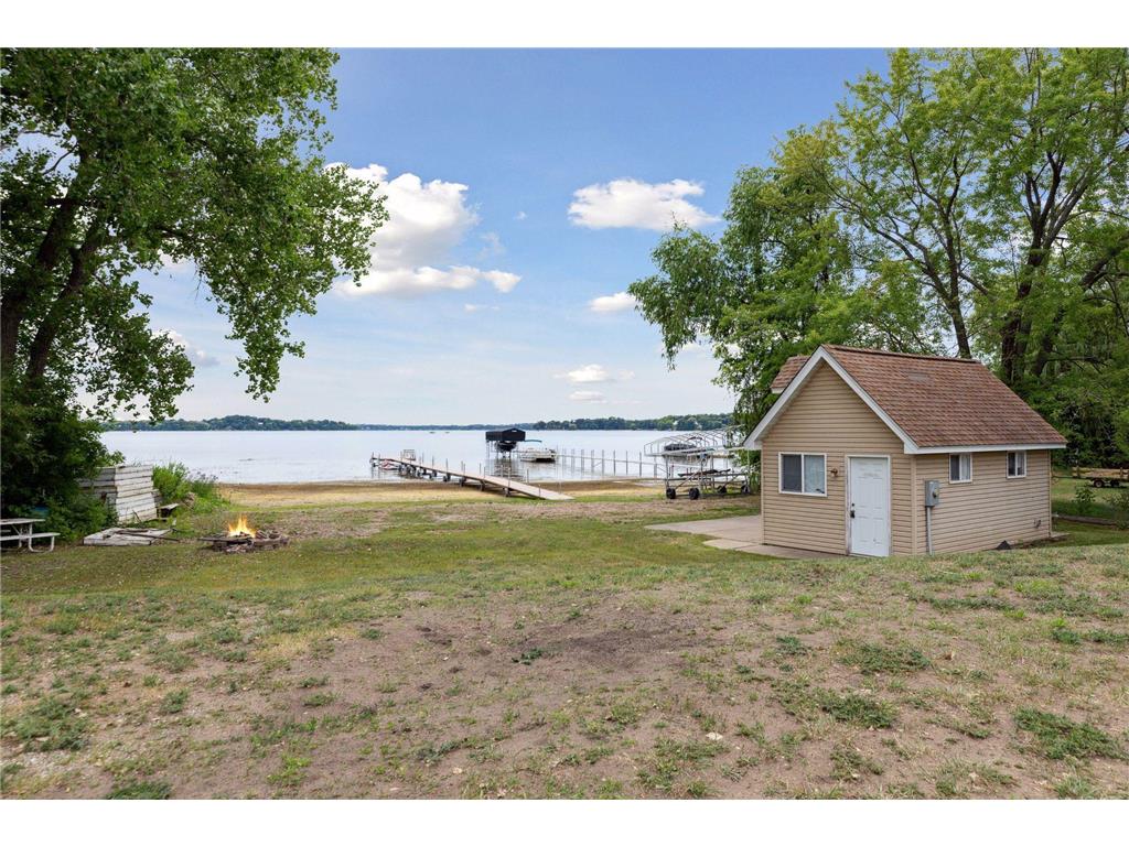 2483 Lake Avenue, White Bear Lake, MN, 55110 | MLS: 6401759 | Edina Realty