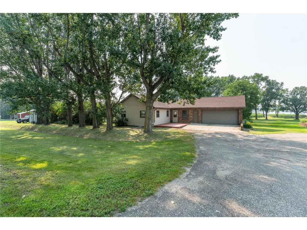 24832 N Wall Lake Drive Fergus Falls MN 56537 - Wall 7022328 image2