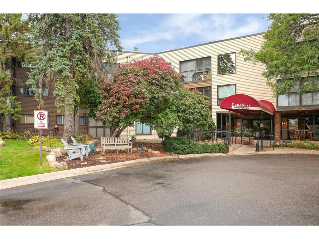 2485 Canabury Drive #211 Little Canada MN 55117 6804639 image1