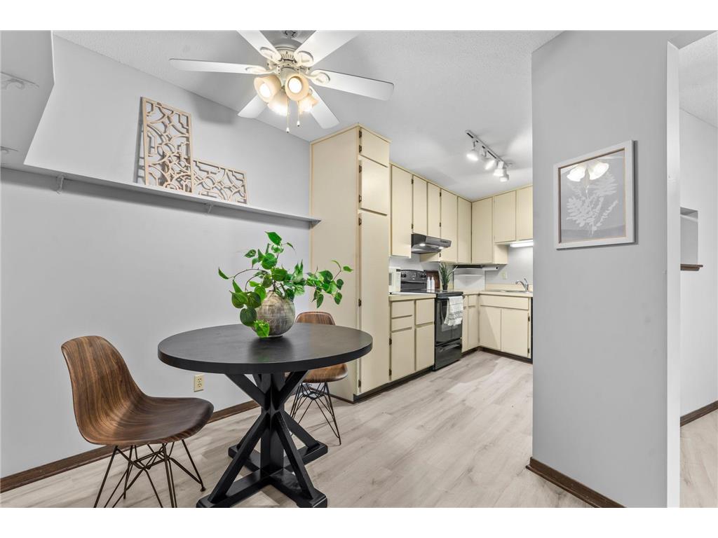 2485 Canabury Drive #212 Little Canada MN 55117 7018004 image10