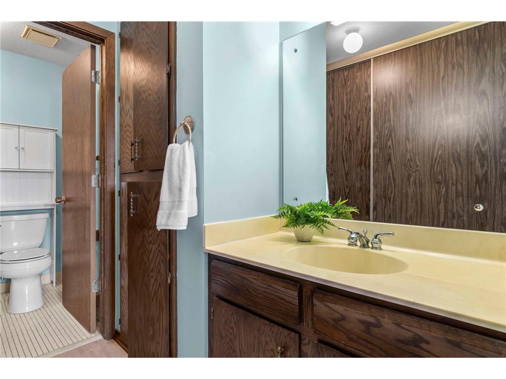 2485 Canabury Drive #212 Little Canada MN 55117 7018004 image17