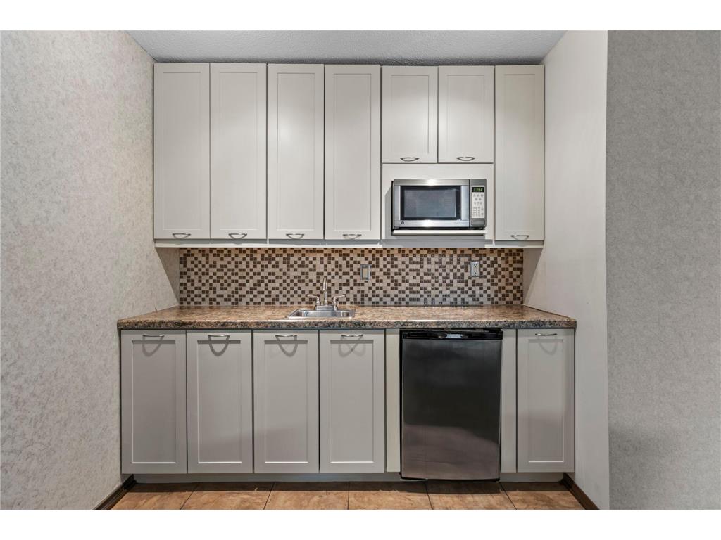 2485 Canabury Drive #212 Little Canada MN 55117 7018004 image31