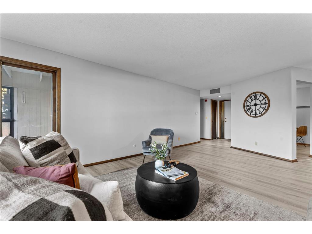 2485 Canabury Drive #212 Little Canada MN 55117 7018004 image4