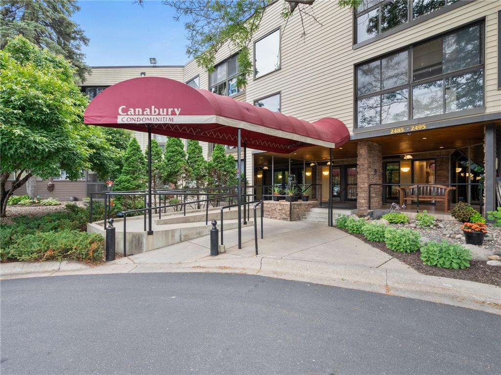2485 Canabury Drive #215 Little Canada MN 55117 6561392 image1