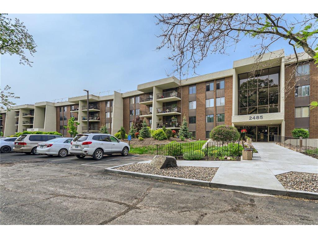 2485 Londin Lane E #120 Maplewood MN 55119 6374964 image1