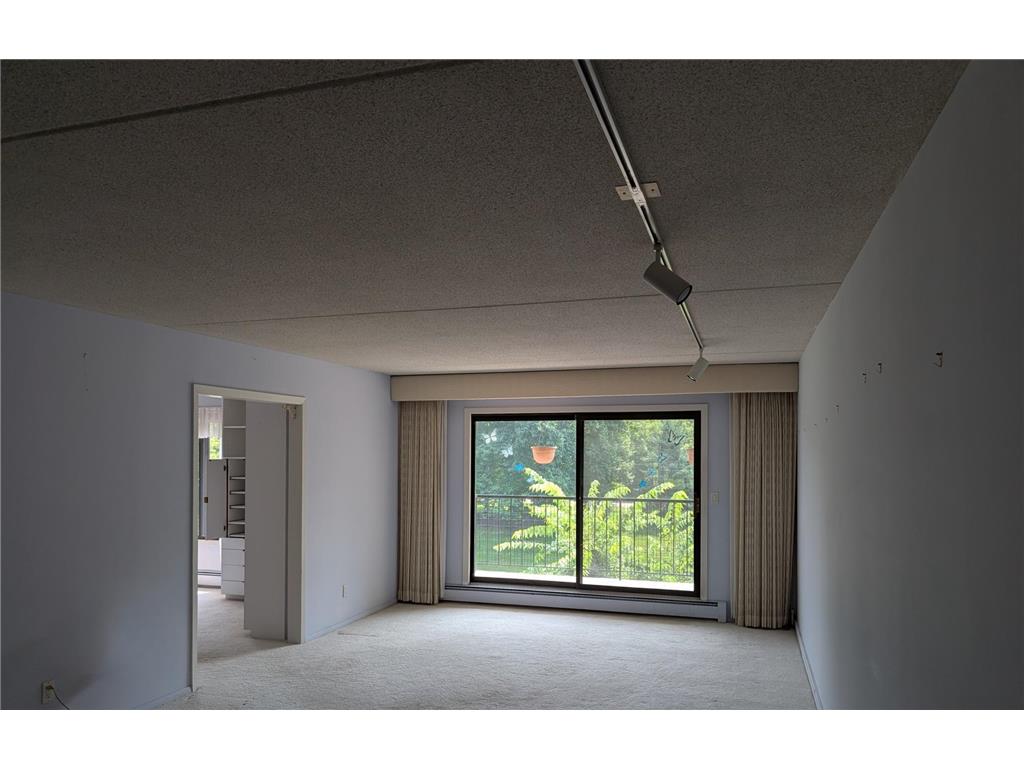 2485 Londin Lane E #323 Maplewood MN 55119 6764862 image5