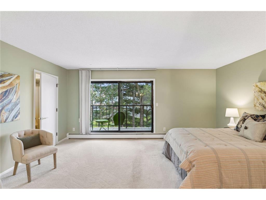 2485 Londin Lane E #323 Maplewood MN 55119 7080019 image12