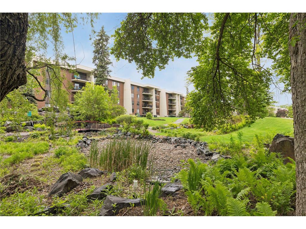 2485 Londin Lane E #323 Maplewood MN 55119 7080019 image24
